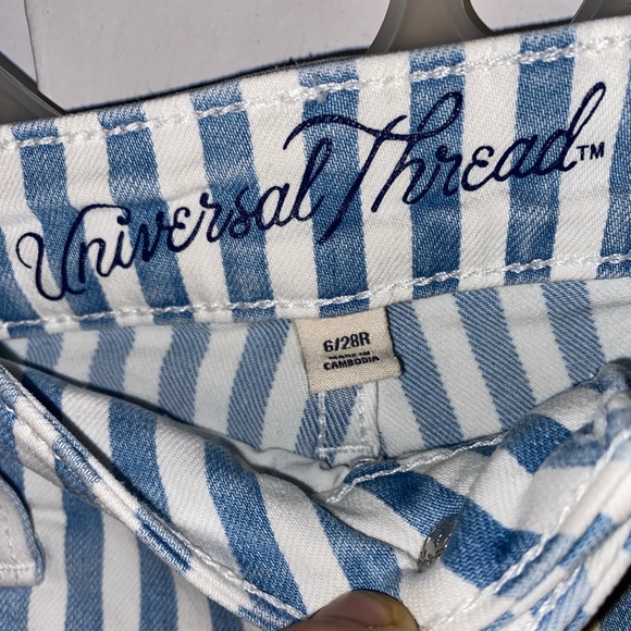 Light Blue & White Stripped Skinny Jeans - Picture 3 of 5